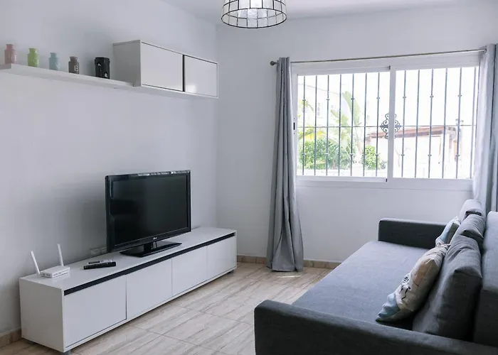 Dona Elena Fuengirola